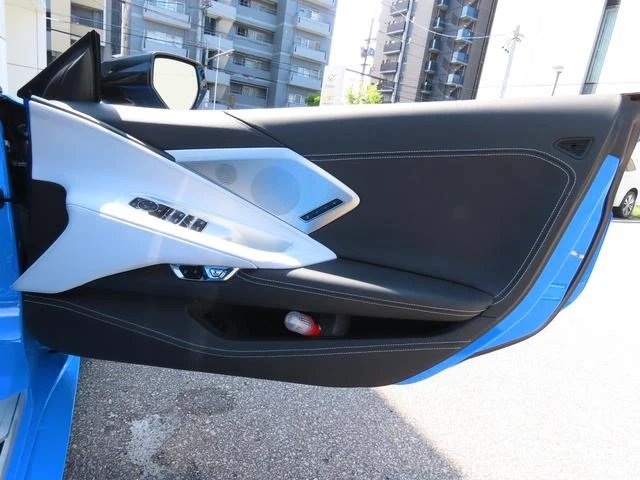 Chevrolet CORVETTE 20
