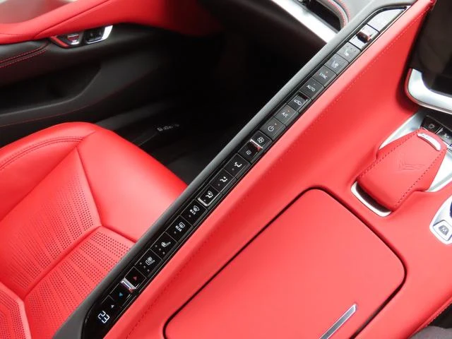 Chevrolet CORVETTE 38