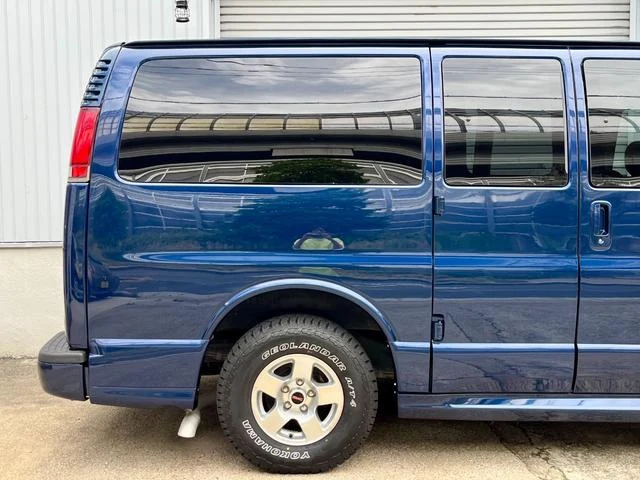 GMC SAVANA 28