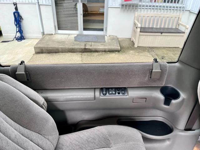 Chevrolet ASTRO 70