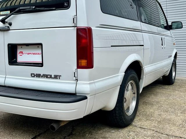 Chevrolet ASTRO 35