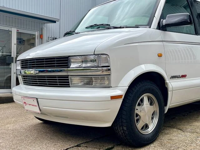 Chevrolet ASTRO 10
