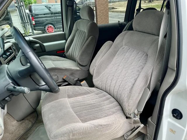 Chevrolet ASTRO 44
