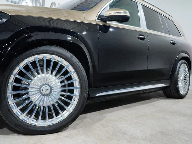 MERCEDES MAYBACH GLS 11