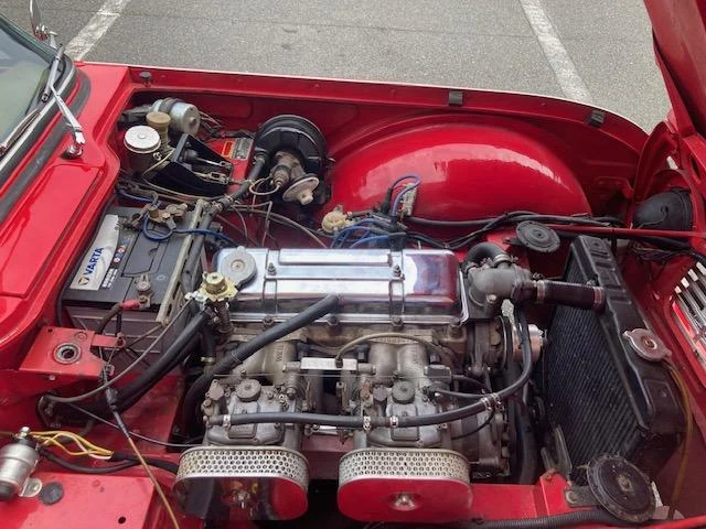 Triumph TR-4 30