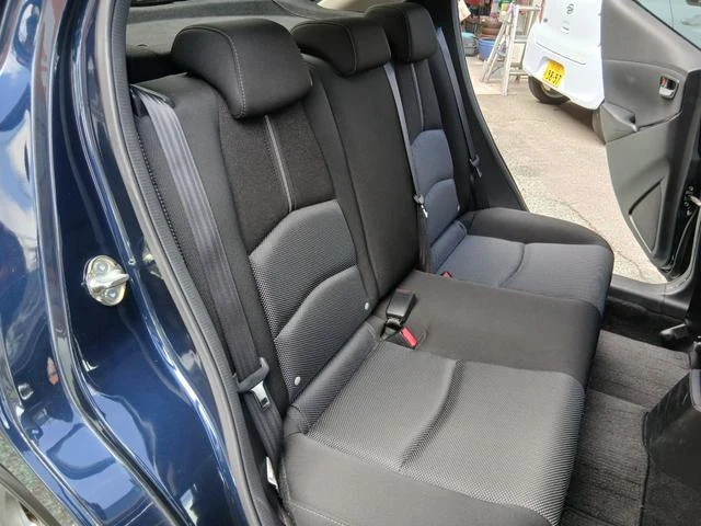 Mazda DEMIO 39