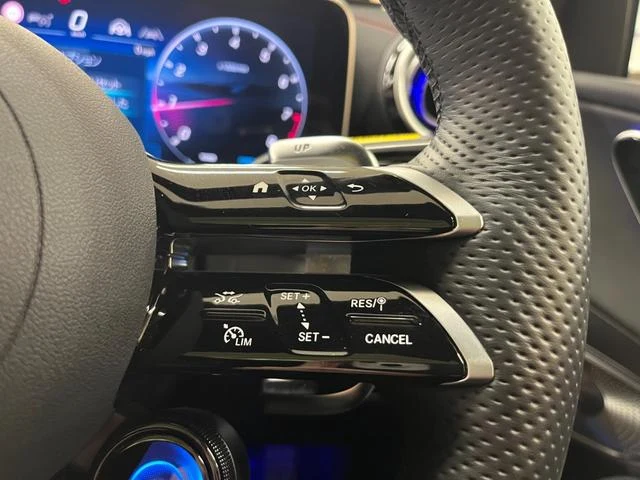 MERCEDES AMG GLC 10