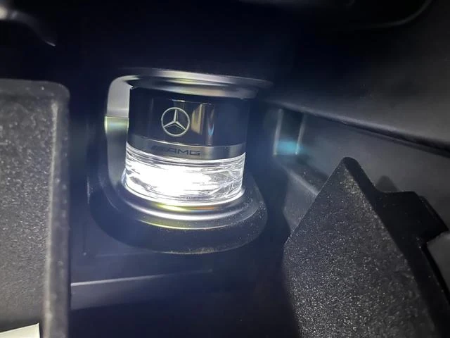 MERCEDES AMG GLC 45
