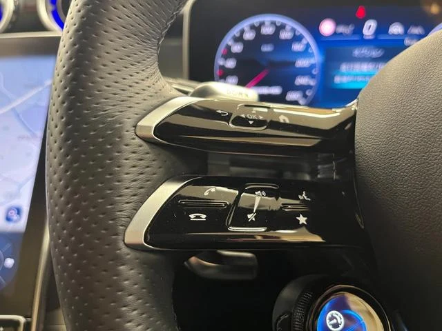 MERCEDES AMG GLC 9