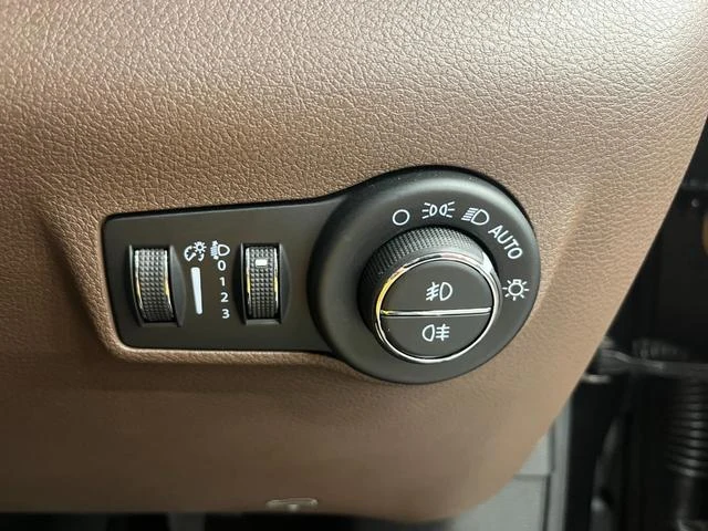 Chrysler JEEP 30