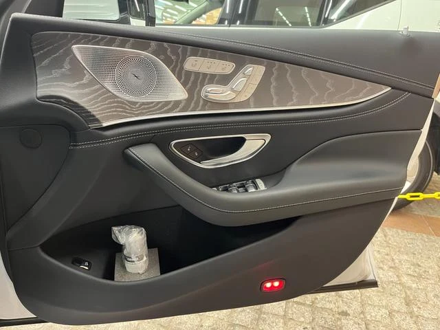 MERCEDES AMG GT 21