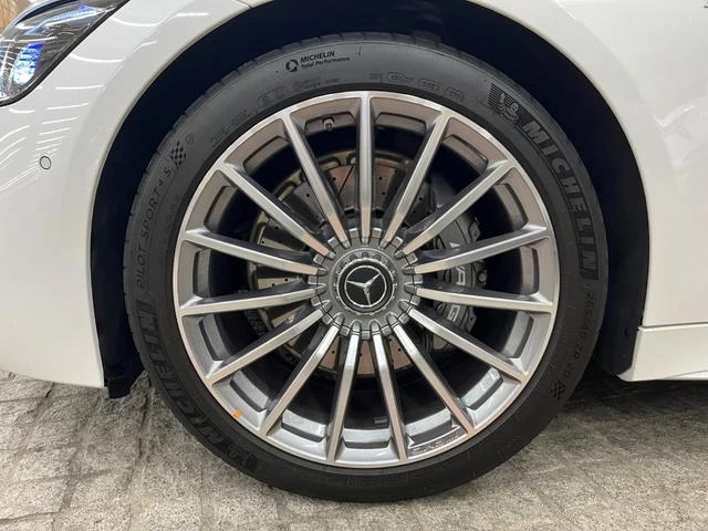 MERCEDES AMG GT 51