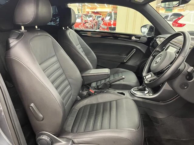 Volkswagen THE 4