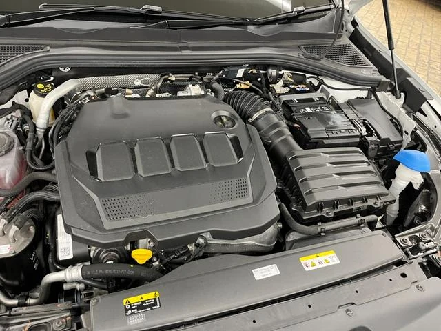 Volkswagen PASSAT 52