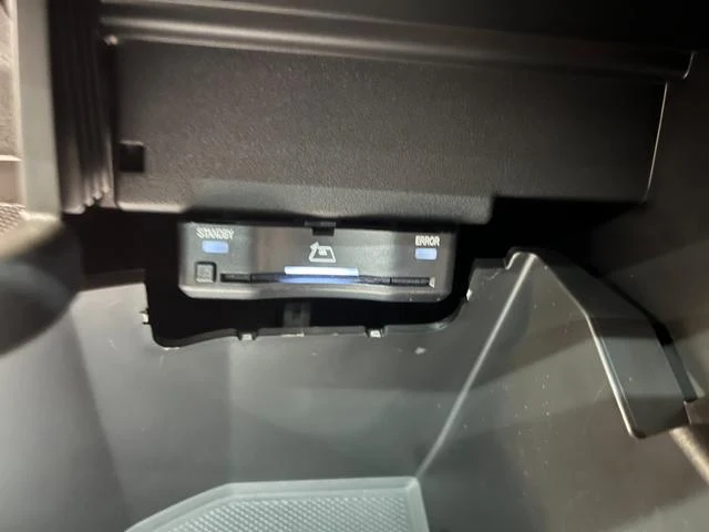 MERCEDES BENZ EQB 29