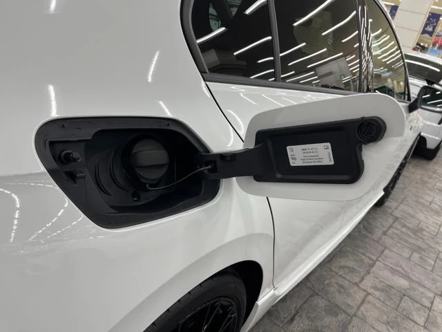 Volkswagen GOLF 48