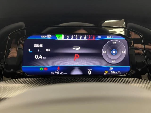 Volkswagen GOLF 8