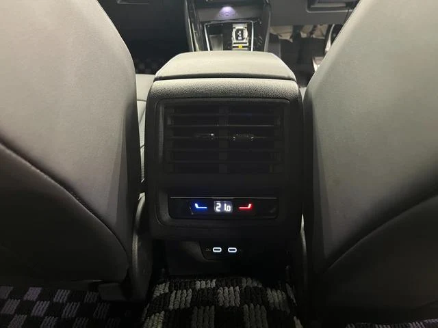Volkswagen GOLF 36