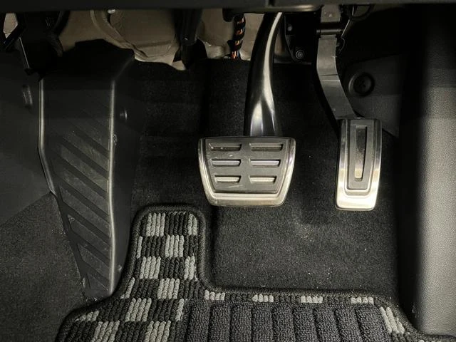 Volkswagen GOLF 33