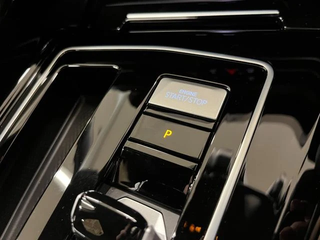 Volkswagen GOLF 16