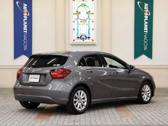 MERCEDES BENZ A-CLASS 2
