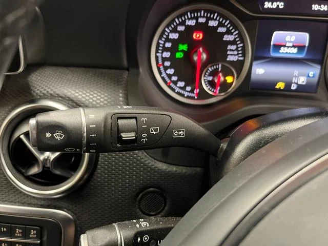 MERCEDES BENZ A-CLASS 11