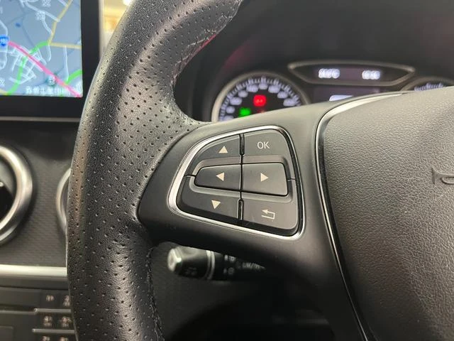 MERCEDES BENZ A-CLASS 8