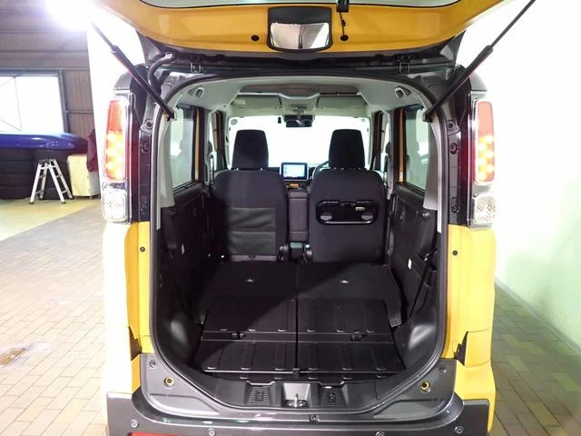 Mazda FLAIR 28