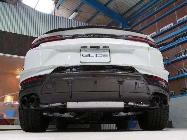 Lamborghini URUS 19