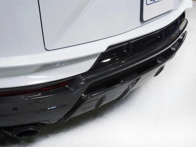 Lamborghini URUS 26