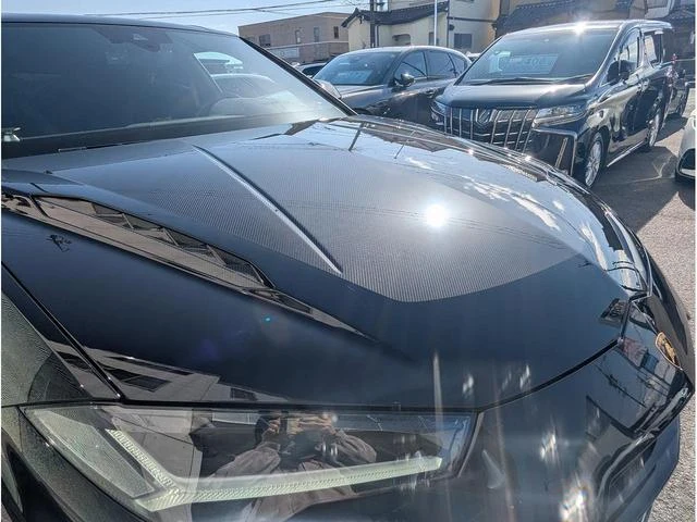 Lamborghini URUS 46