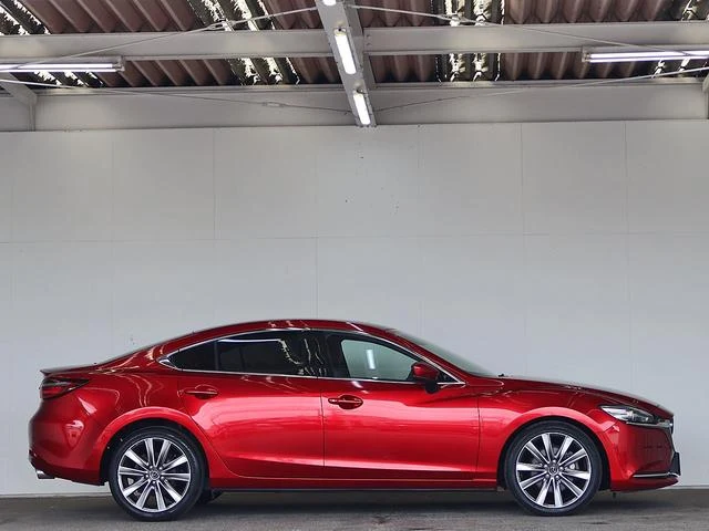 Mazda ATENZA 11