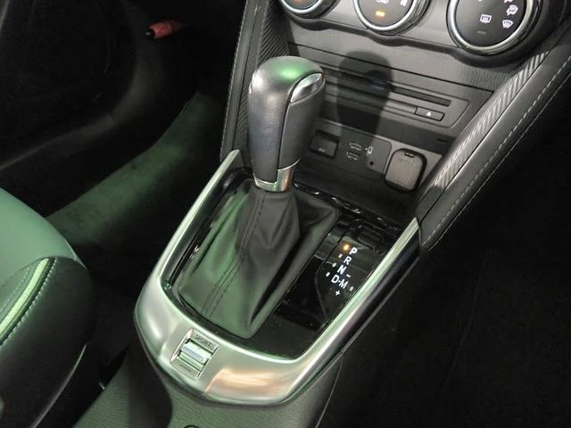 Mazda MAZDA2 20