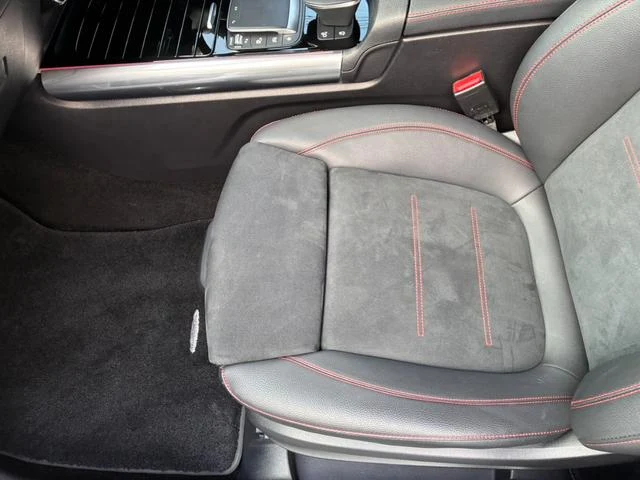 MERCEDES AMG GLA-CLASS 42