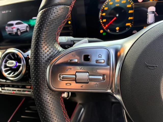 MERCEDES AMG GLA-CLASS 21