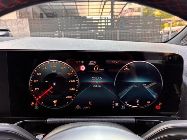 MERCEDES AMG GLA-CLASS 25