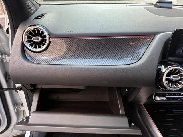 MERCEDES AMG GLA-CLASS 44