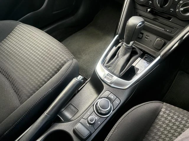 Mazda DEMIO 16