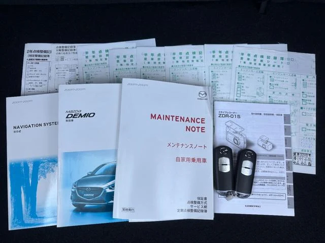 Mazda DEMIO 13