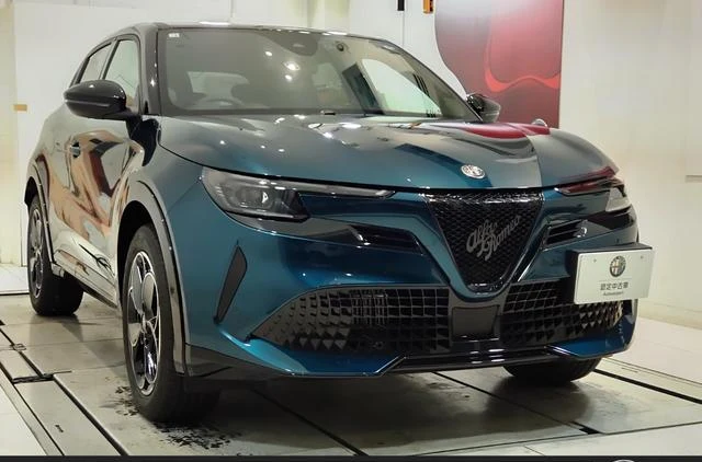 Alfa Romeo JUNIOR