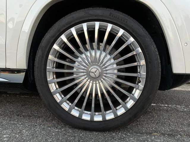 MERCEDES MAYBACH GLS 9