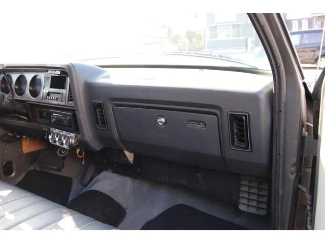 Dodge RAM 38