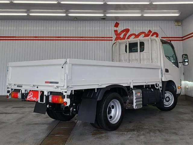 Hino DUTRO 3