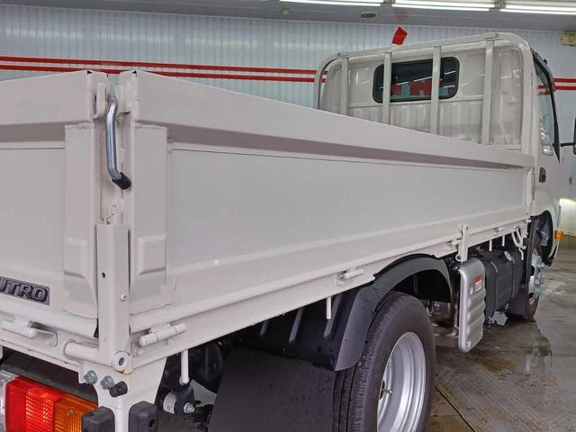 Hino DUTRO 23