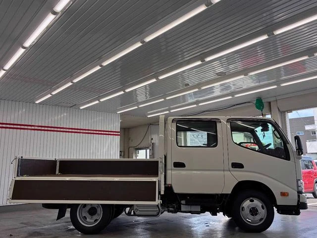 Hino DUTRO 25