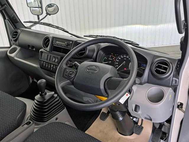 Hino DUTRO 43