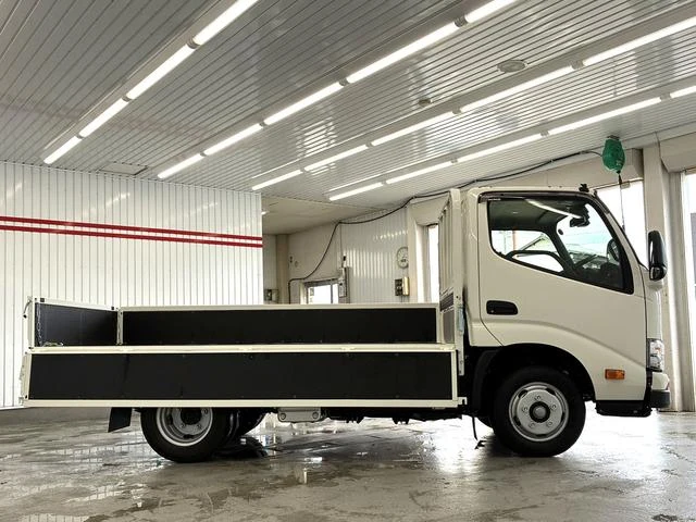 Hino DUTRO 10