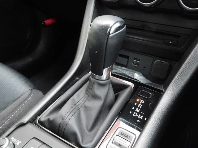 Mazda CX-3 20S 25
