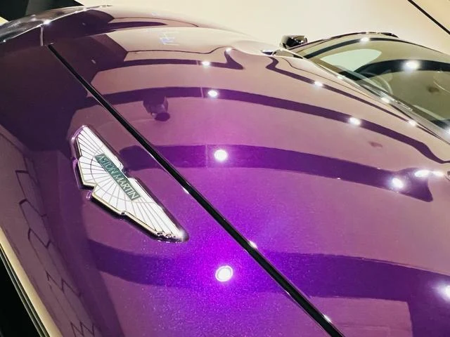 Aston Martin DBX 707 13