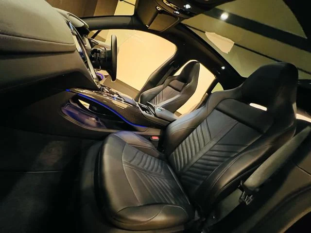 Aston Martin DBX 707 66